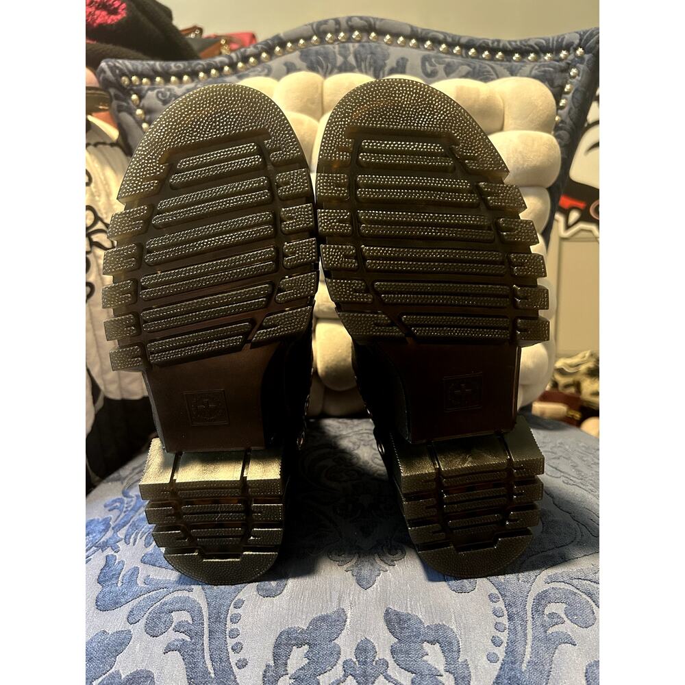 Dr Martens Audrick 8IB HDW Hardware size 7/EU 38 NWOT - Picture 6 of 6